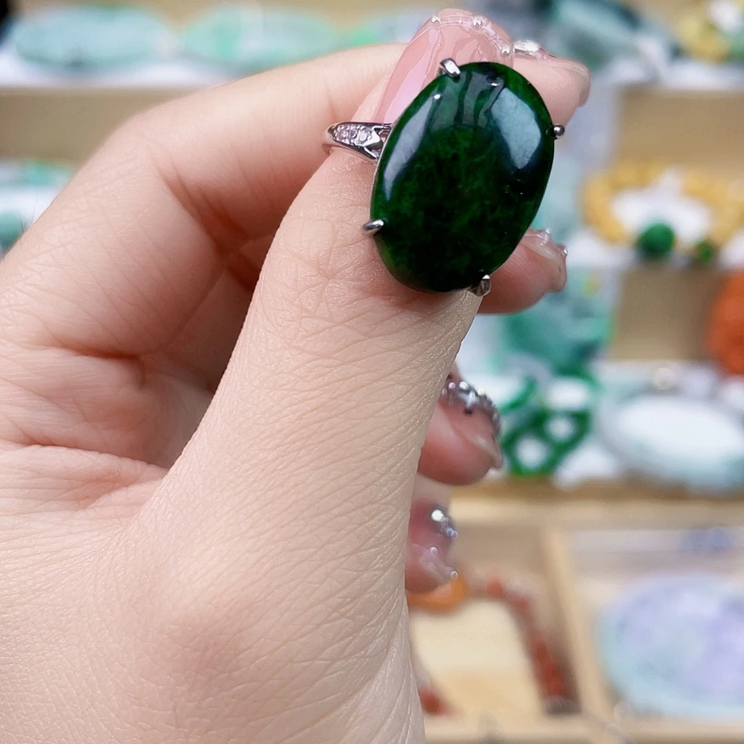 翡翠未镶嵌手链戒指