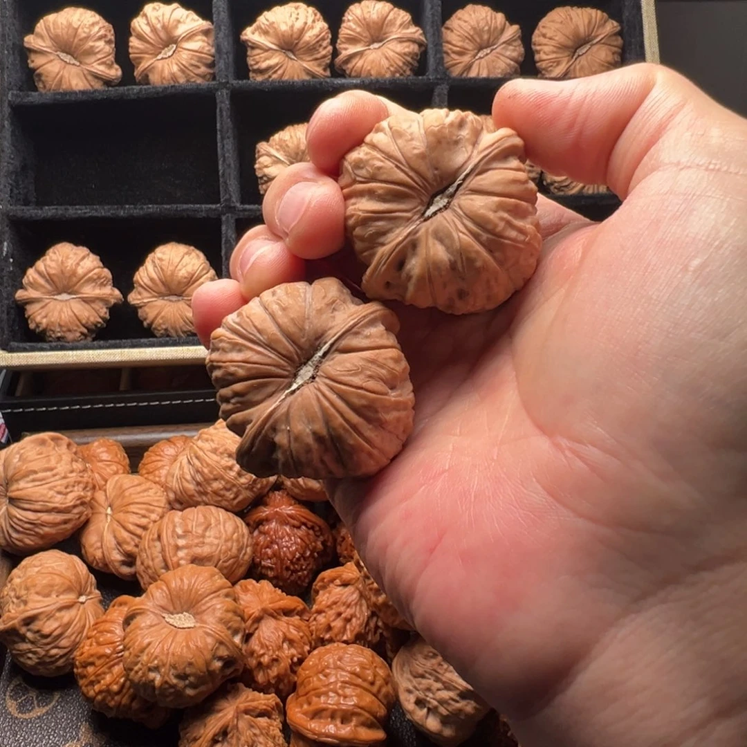 踏***青把件文玩核桃418踏青