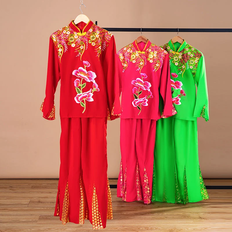 新款秧歌服装演出服古典舞中老年民族扇子舞舞蹈飘逸腰鼓广场套装