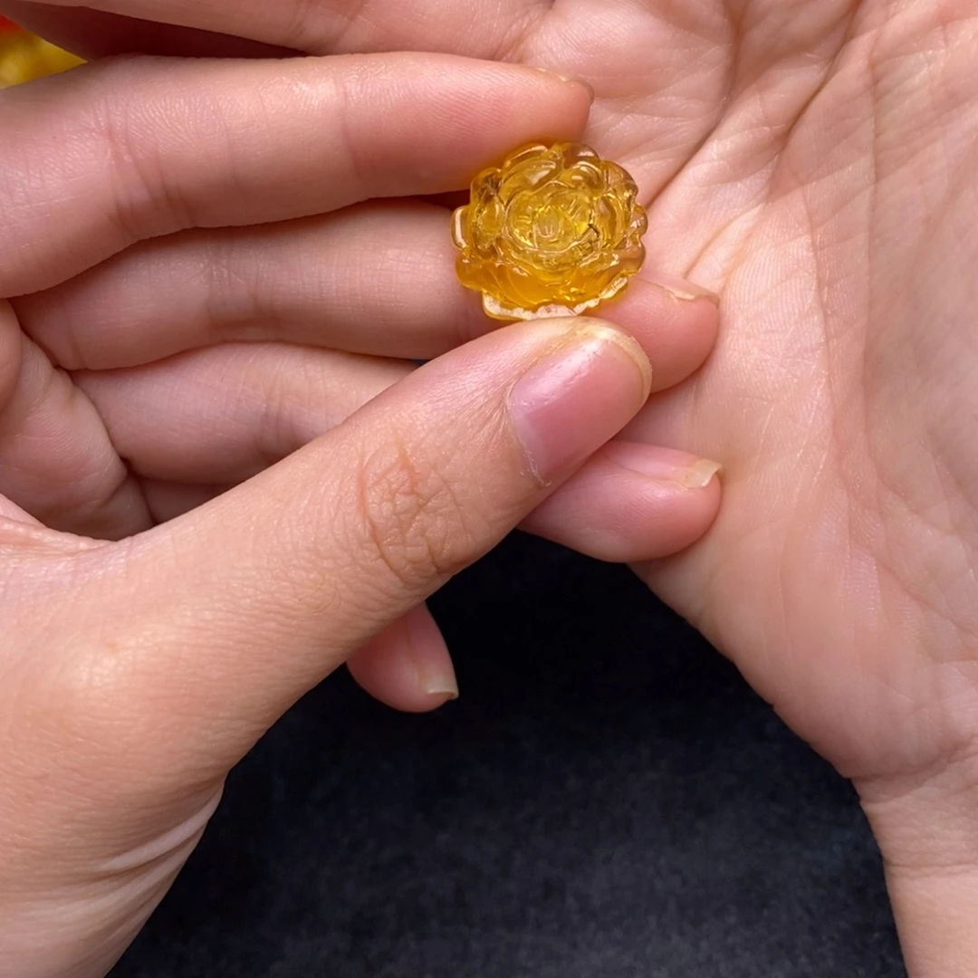 琥珀未镶嵌裸石蜜蜡