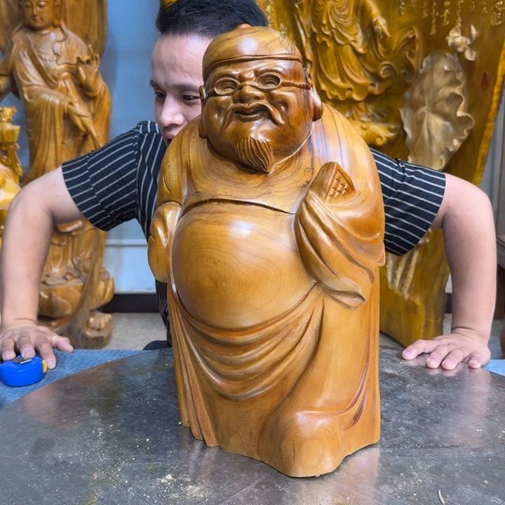 香樟木仁****哥长30厘米高50