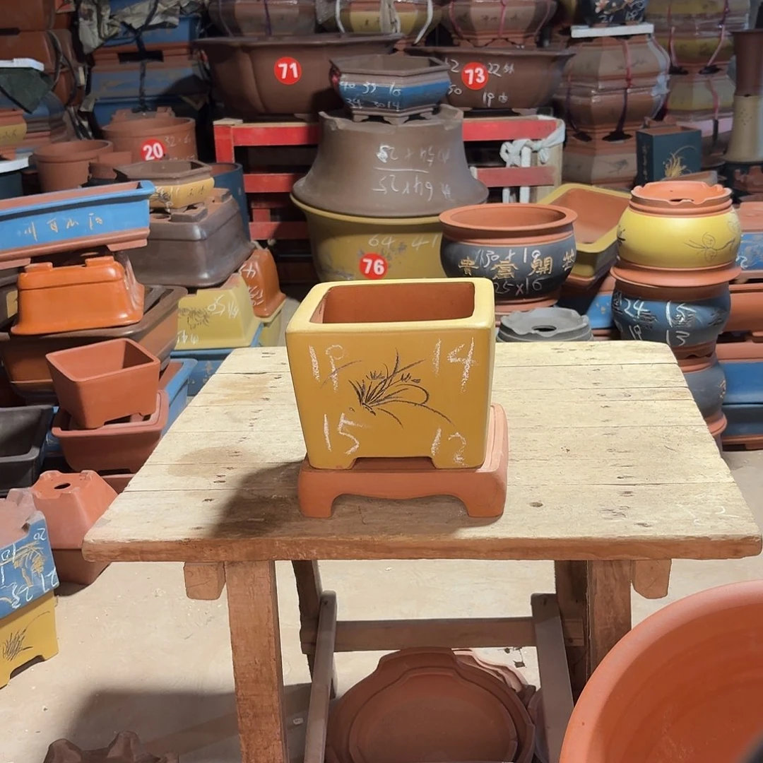 紫砂紫砂花盆四方一个