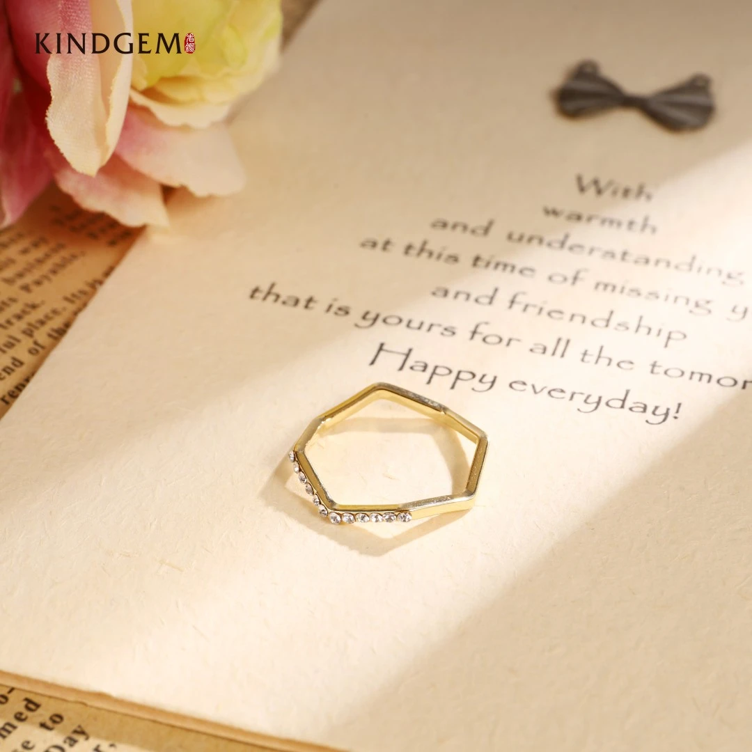 铜合金合成锆石戒指 精致简约几何百搭闭口戒指 CZ137XKKC-27813