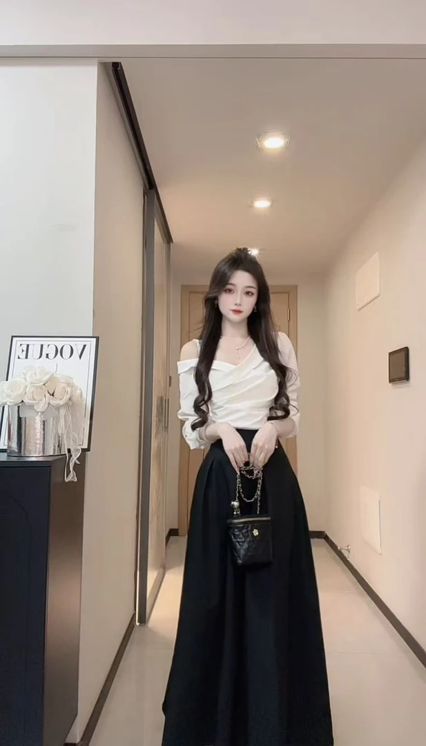 【许我耀眼】露思同款韩系气质修身露肩白衬衫黑色高腰半裙套装3435