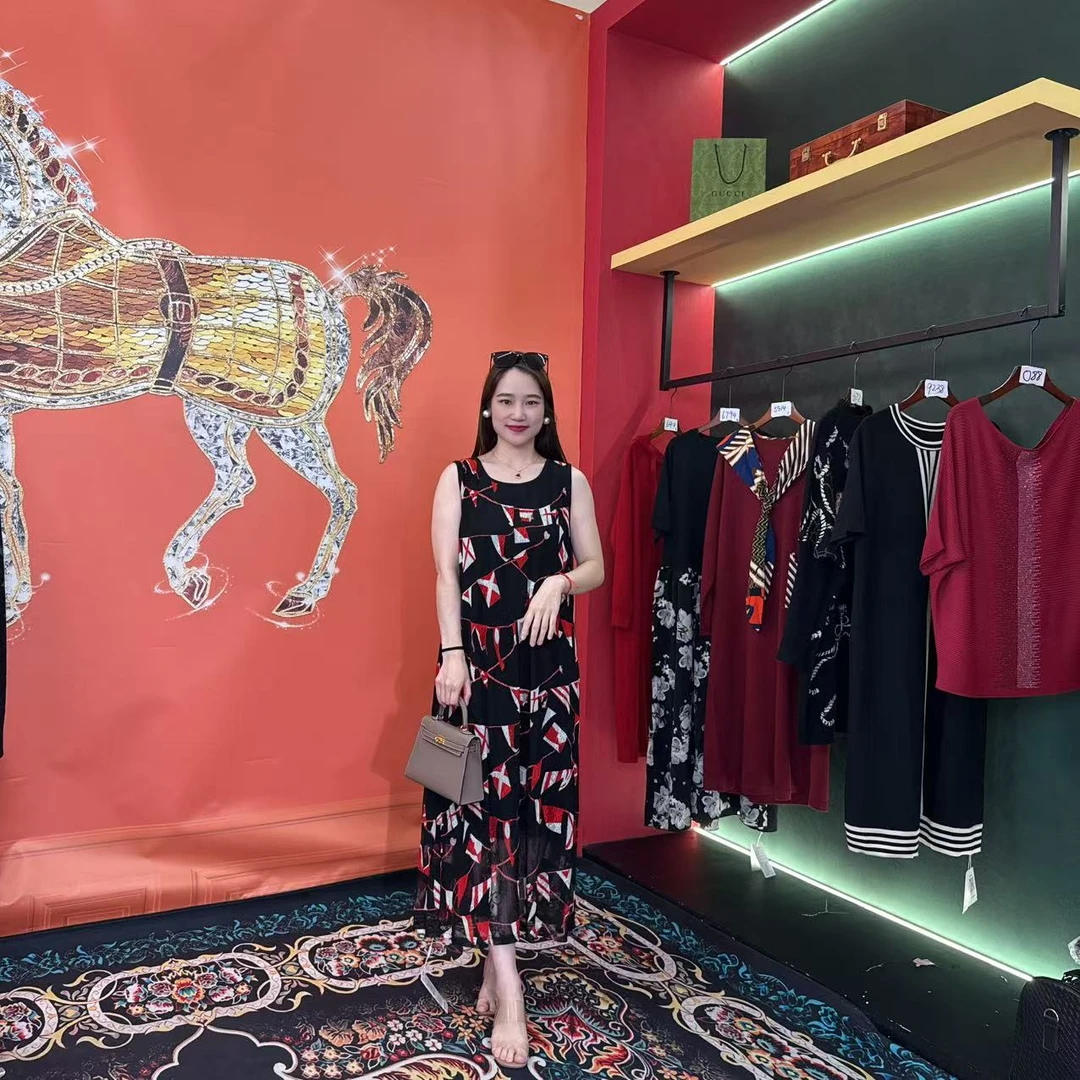 308 多金贵妇既视感显瘦透气遮肉连衣裙女