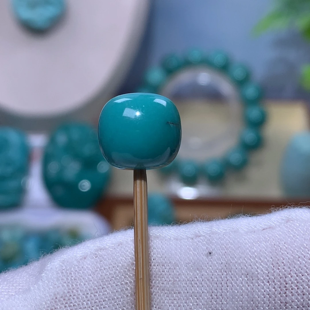 绿松石未镶嵌珠宝奇石352