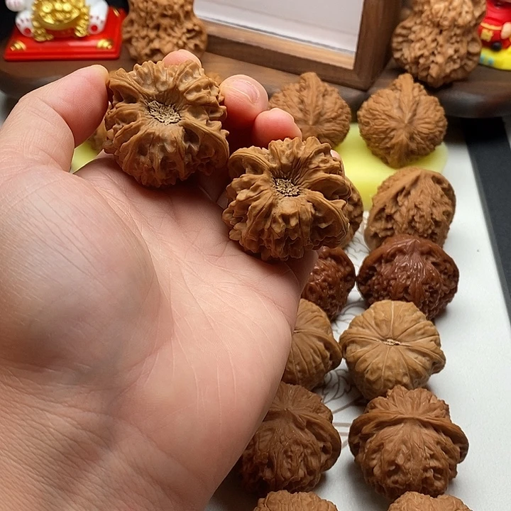 桃核吊坠龙门涧凹底