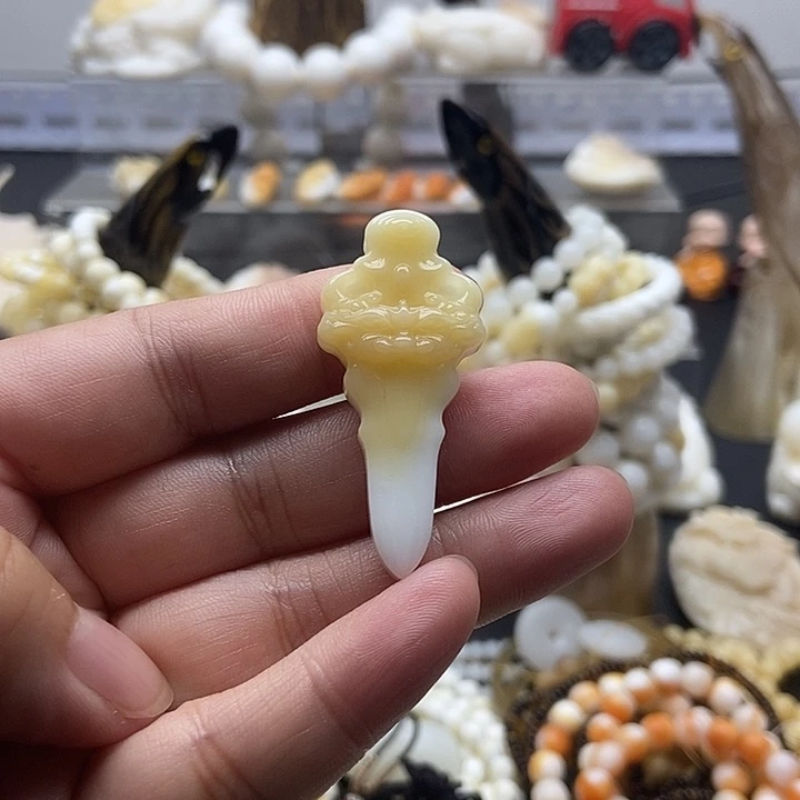 非金属贝壳玉化翘黄降魔杵