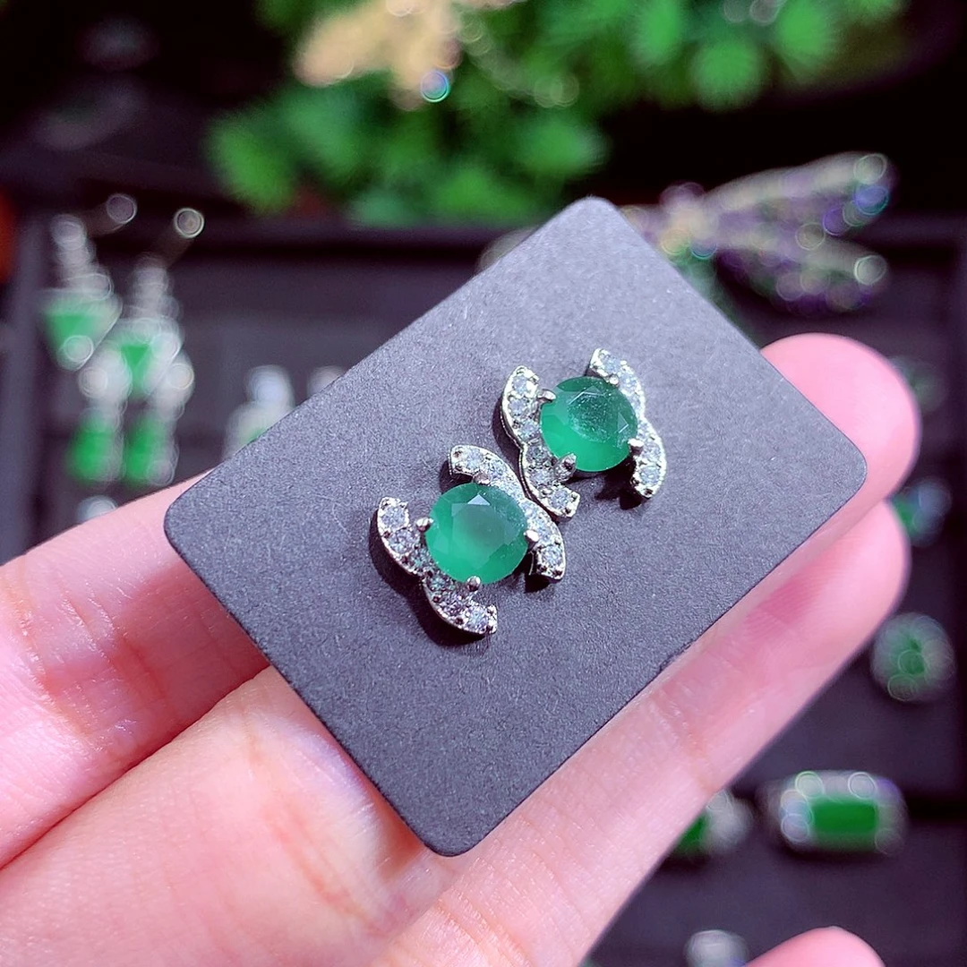 颈饰未镶嵌翡翠天然