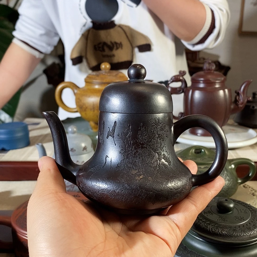 紫砂茶壶宜兴紫砂壶一名中年