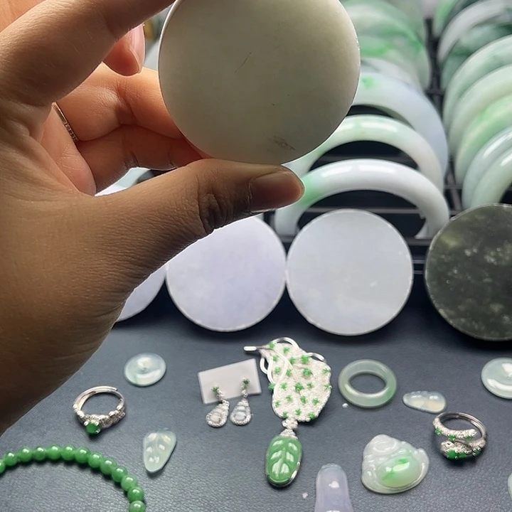 雨***亭翡翠未镶嵌挂件镯心