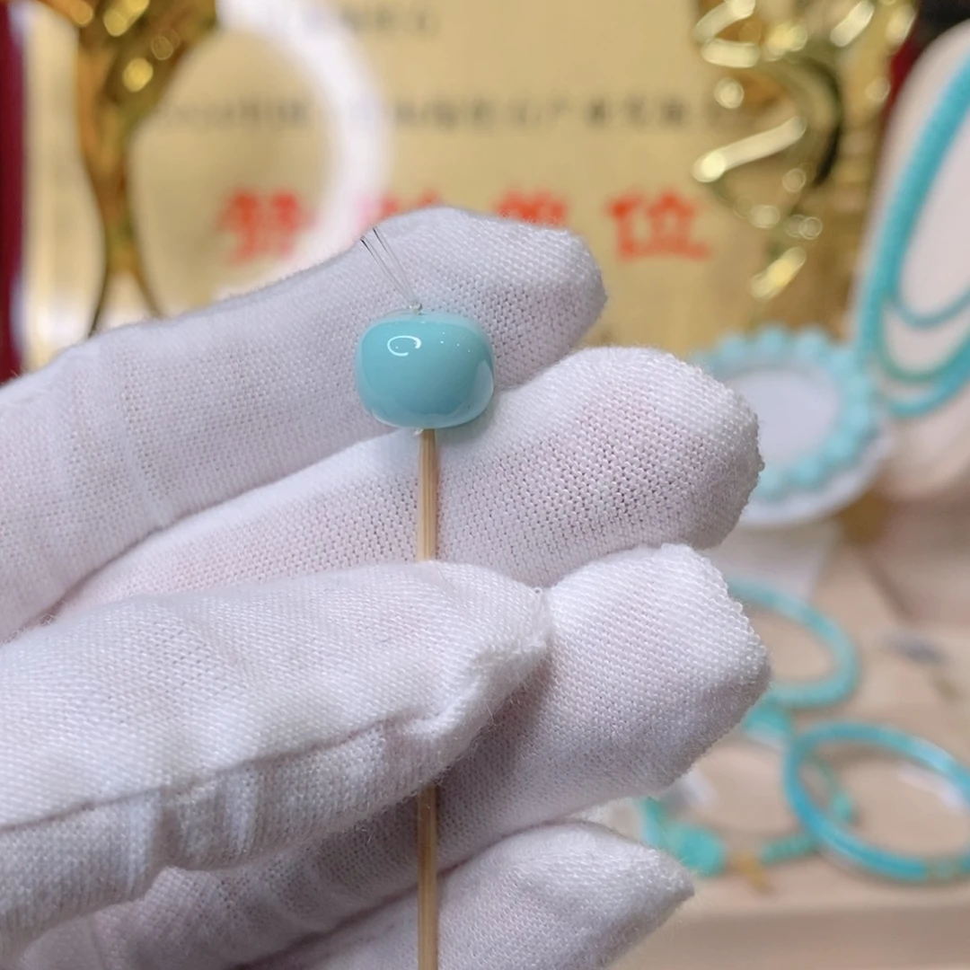 绿松石颈饰未镶嵌
