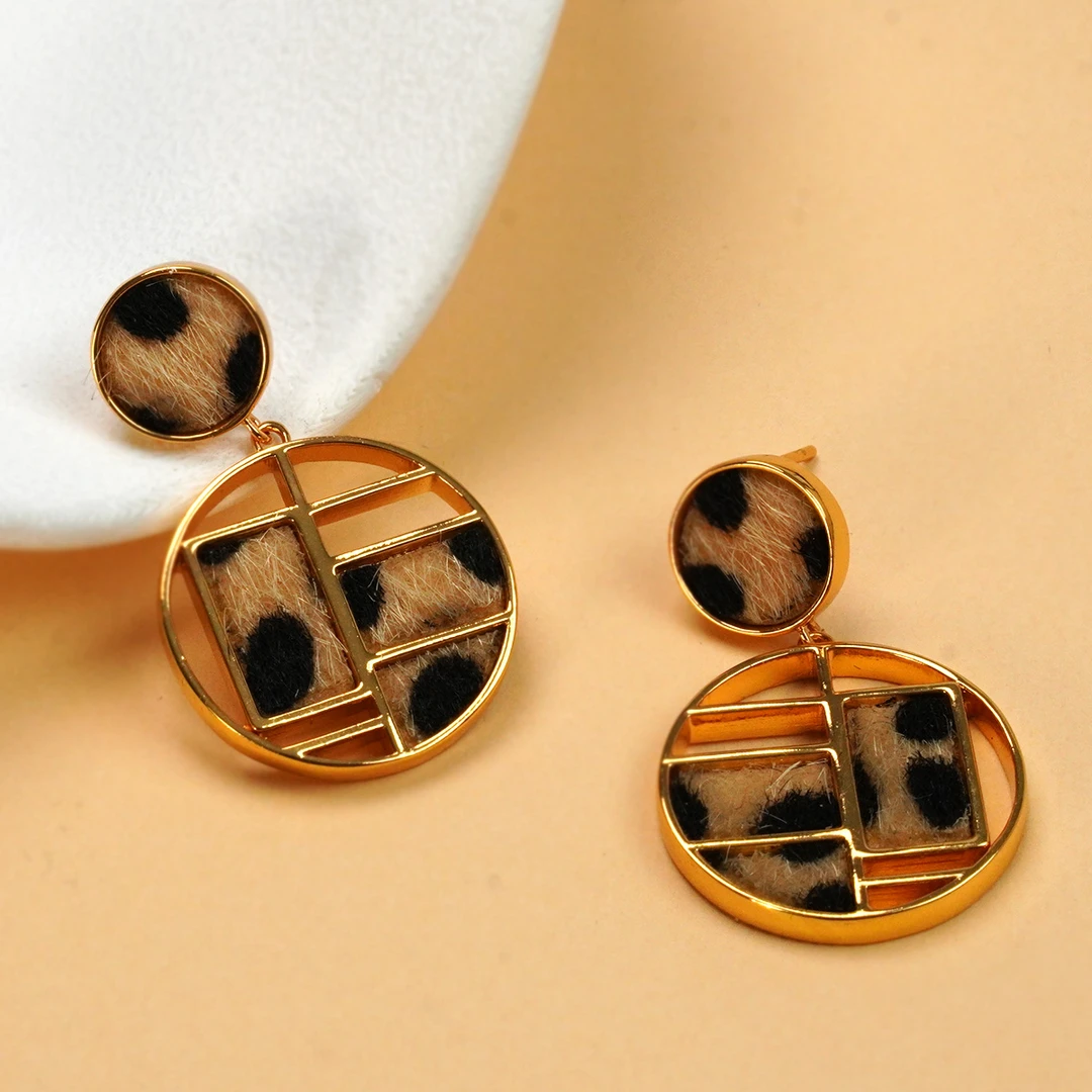 铜合金耳饰 轻奢法式小众欧美时尚气质百搭韩式复古高级耳环YY