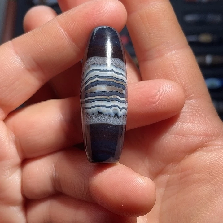 未镶嵌颈饰玛瑙/玉髓?