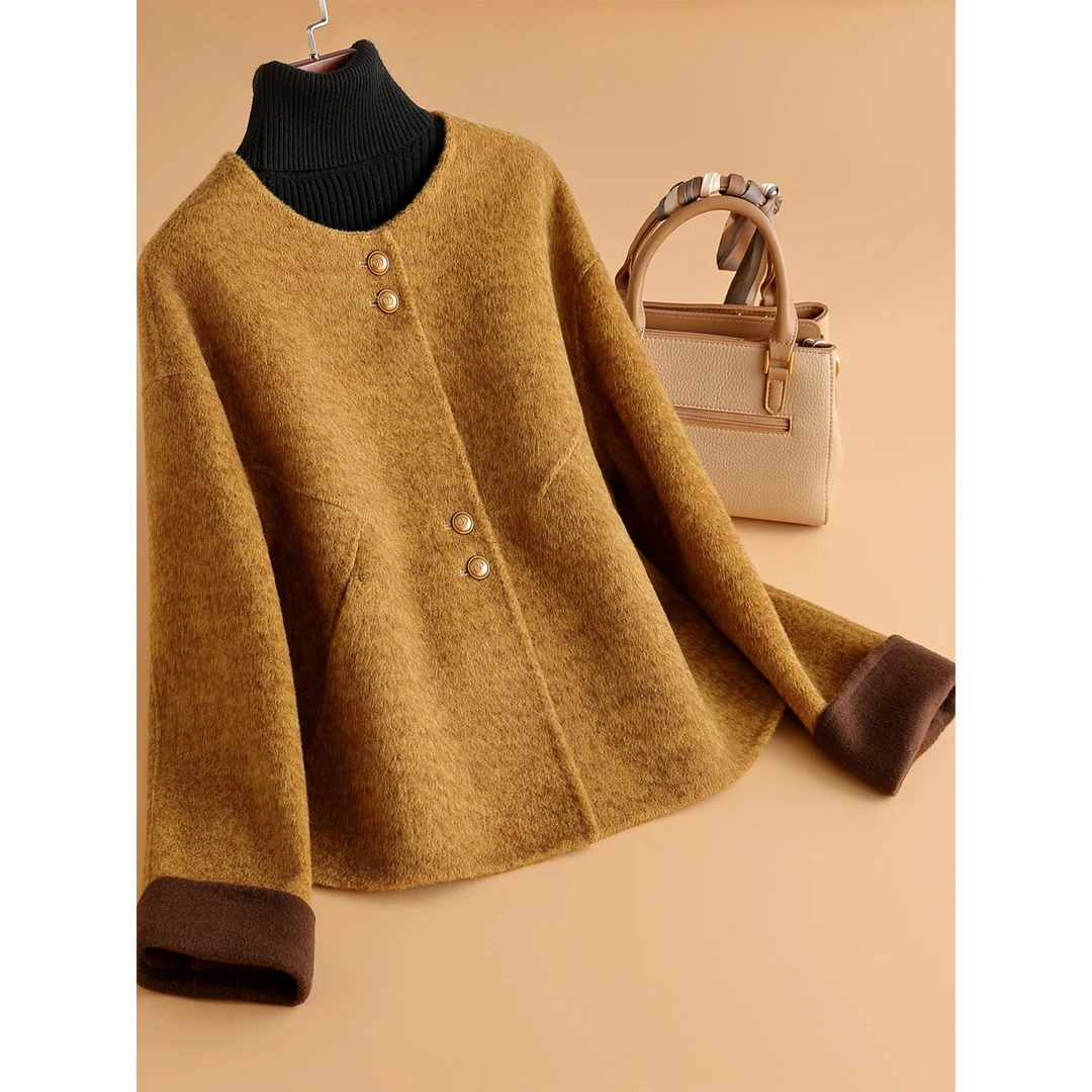 2025年秋冬新款气质法式小个子羊毛高端小香风圆领短款毛呢大衣女