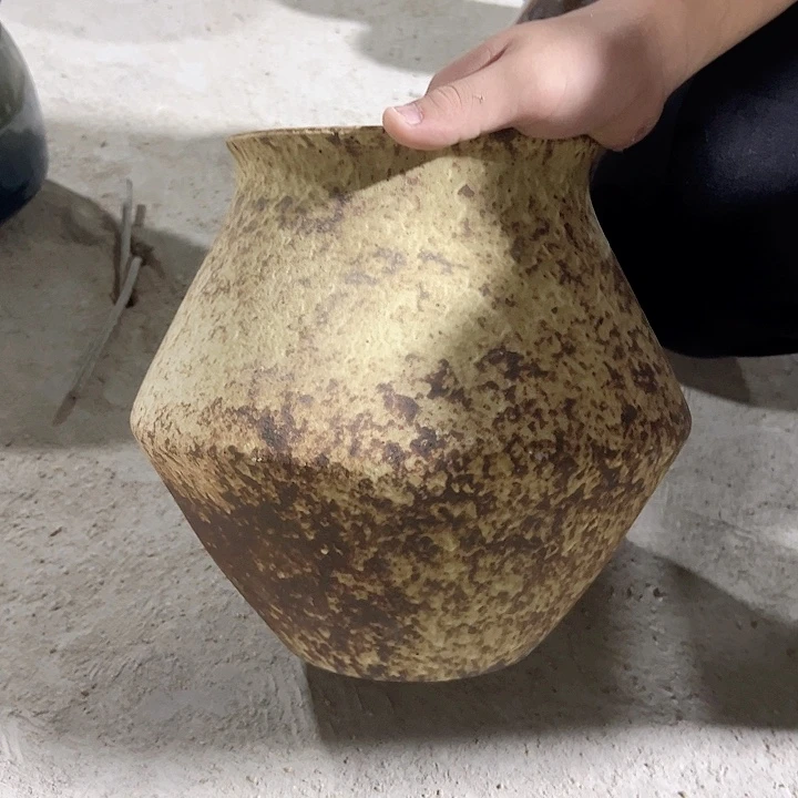 高度30厘米口18厘米