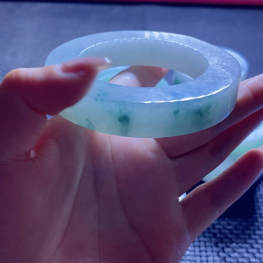 定制翡翠A未镶嵌乐*奶