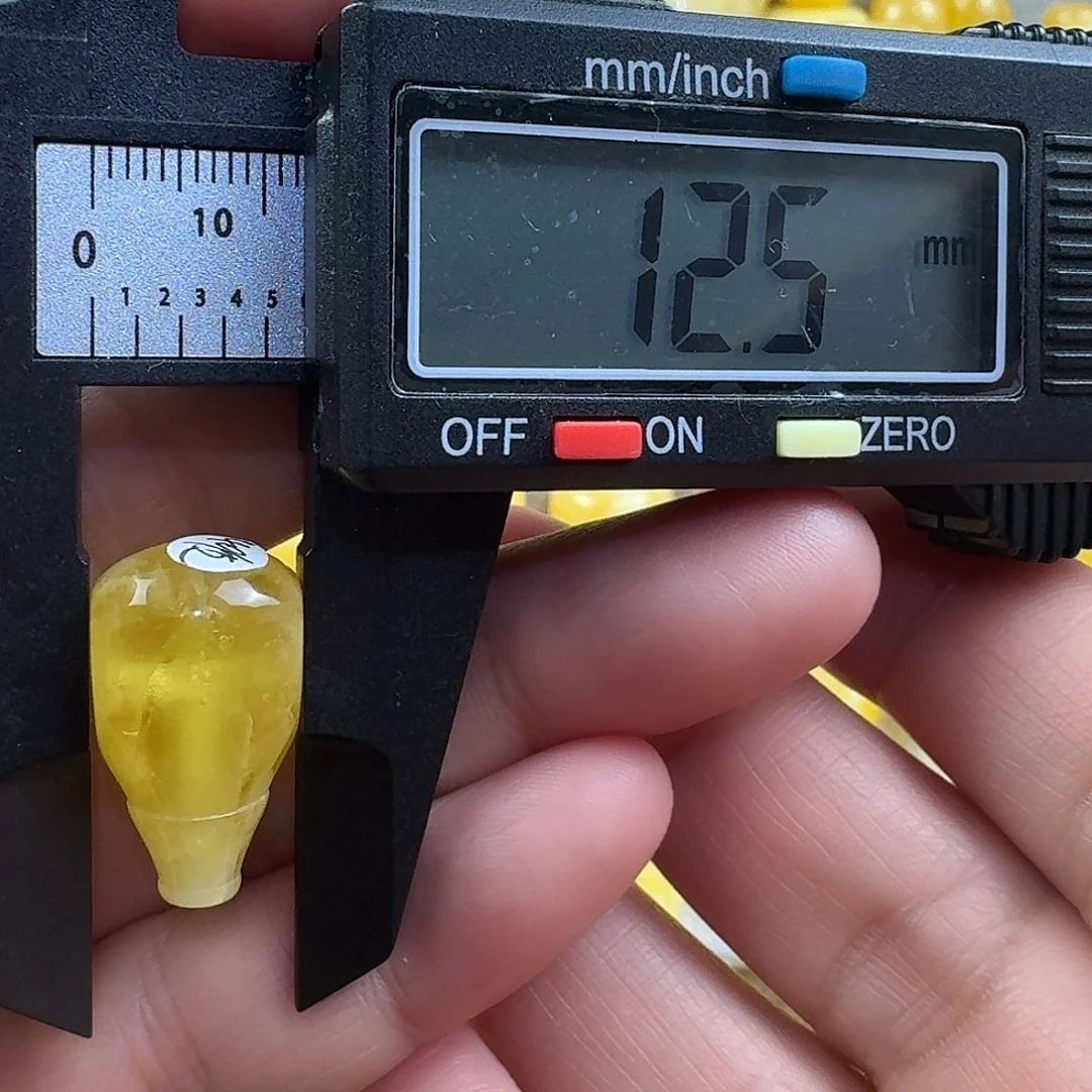 蜜蜡未镶嵌裸石15杂