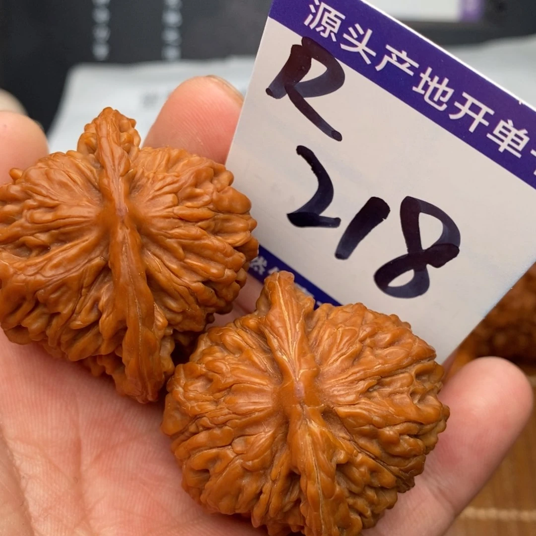 把件文玩核桃四座楼狮子头43尺