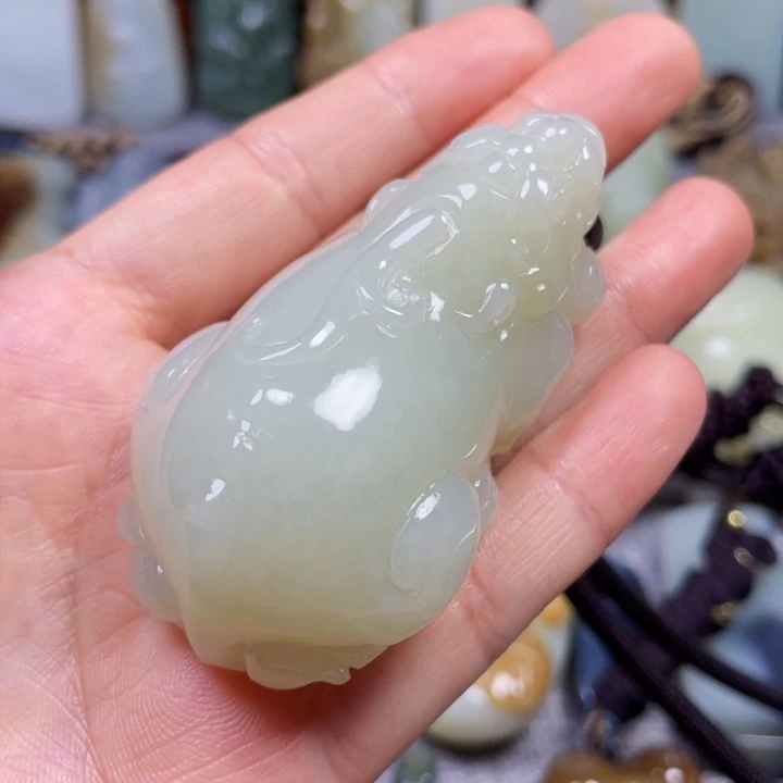 和田玉未镶嵌挂件