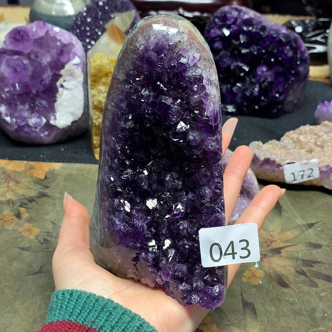紫晶大型摆件（非配饰）未镶嵌