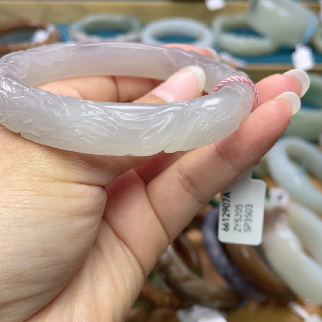 未镶嵌手镯和田玉圈口60