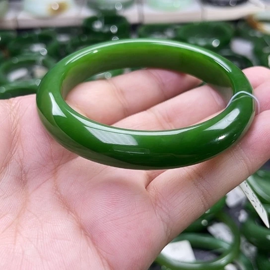 和田玉（碧玉）手镯未镶嵌