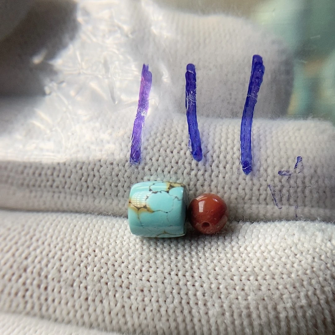 南红玛瑙未镶嵌珠宝奇石