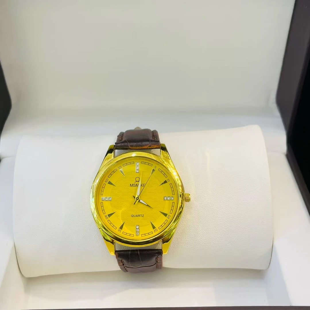 新款个性时尚手表06چۇڭ شاكلات رەڭ韩版女士手表简女士手表