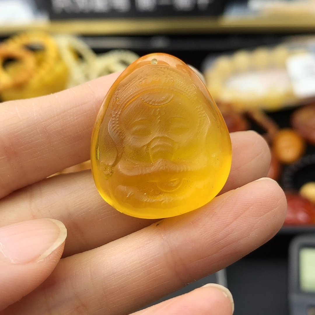 琥珀未镶嵌珠宝奇石