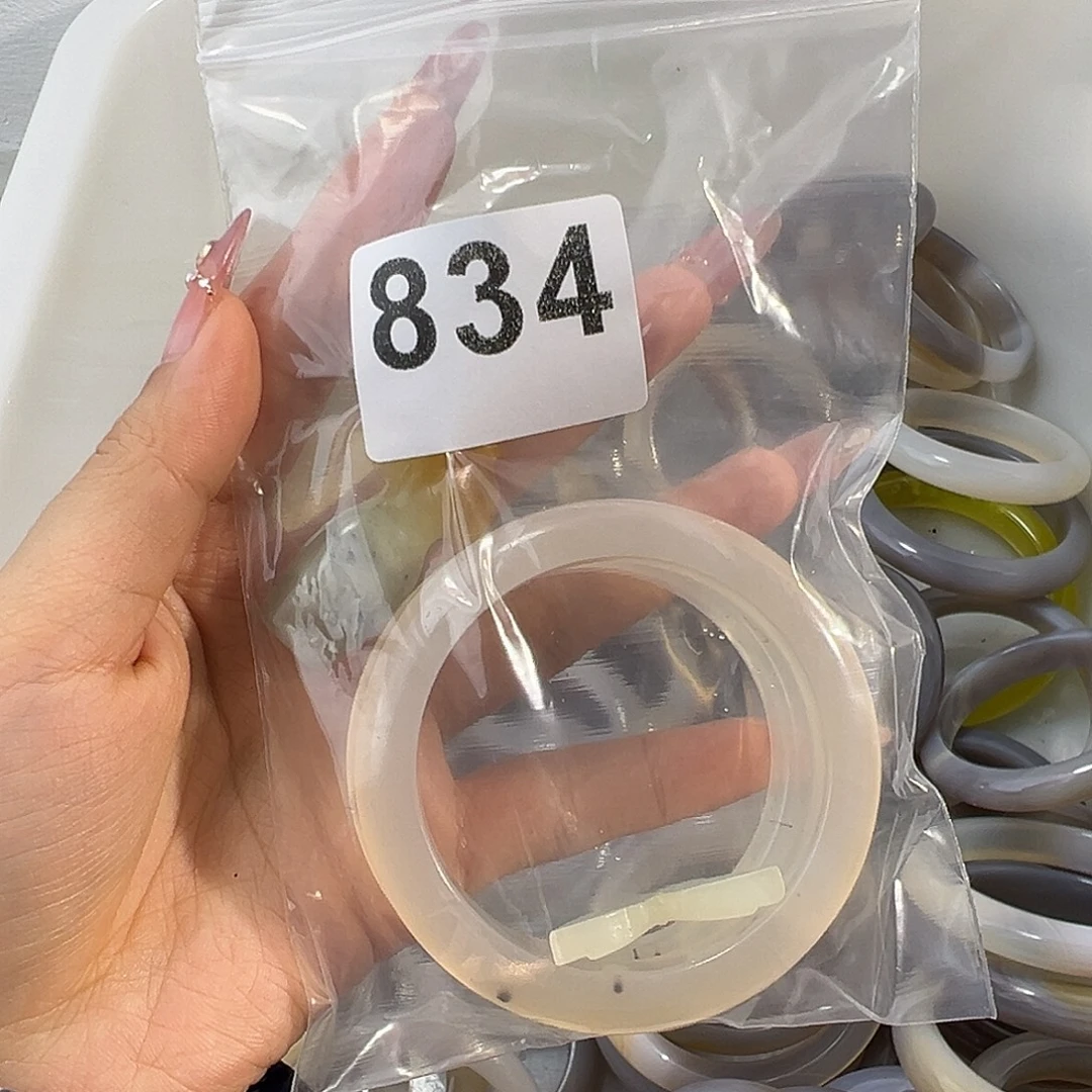 好***啊蛇纹石玉未镶嵌手镯