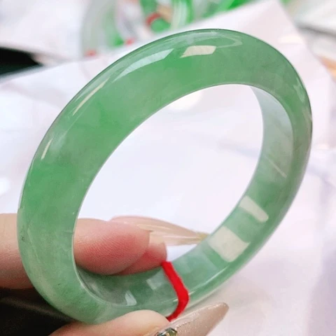 未镶嵌手镯翡翠0035