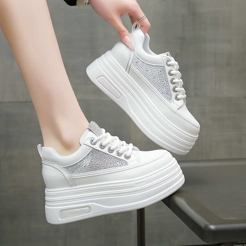 2025年新款夏季透气百搭厚底增高不挑人板鞋时尚小白鞋休闲女鞋