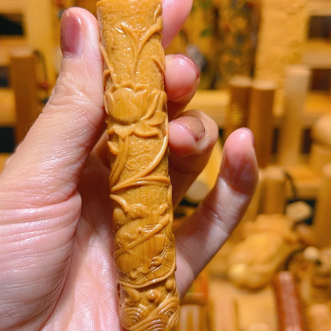 天**运福利雕刻荷花………………