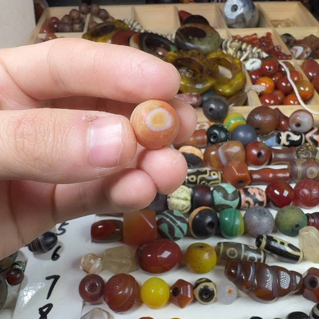 玛瑙/玉髓未镶嵌纯天然玛瑙珠子