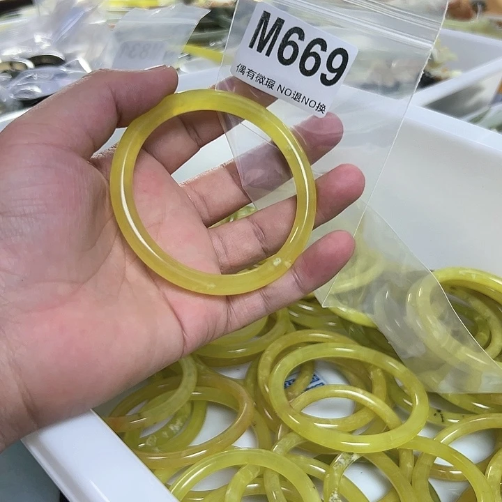 蛇纹石玉发饰合金古**庭