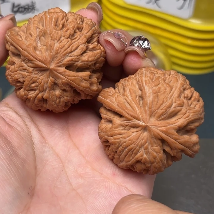 向***t文玩核桃吊坠48-33908-02