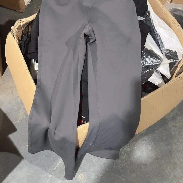 女士微喇加绒鲨鱼裤170