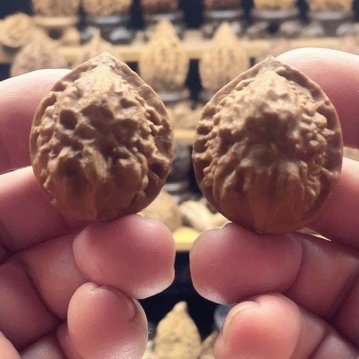 文玩核桃把件精品鬼脸17