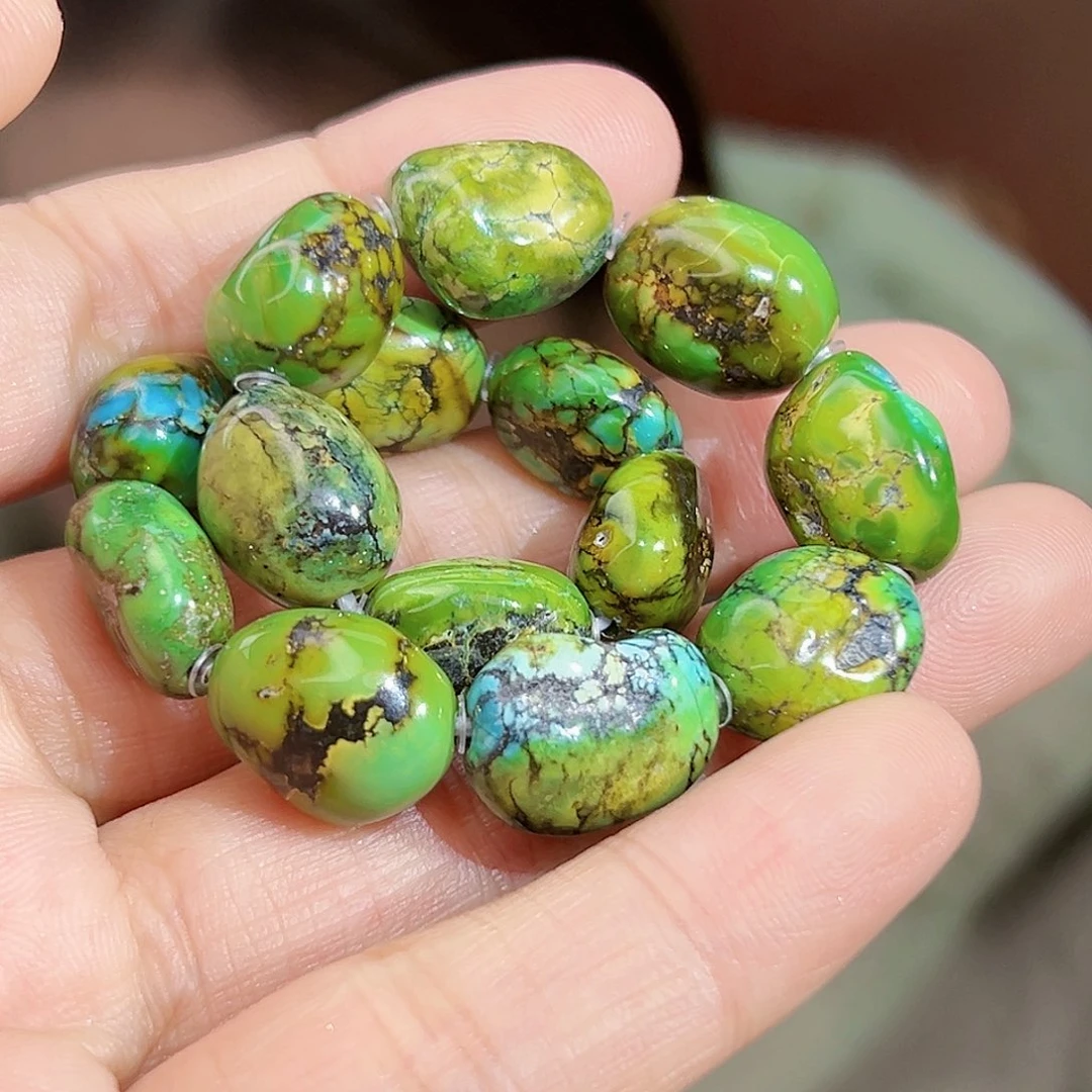 绿松石未镶嵌珠宝奇石