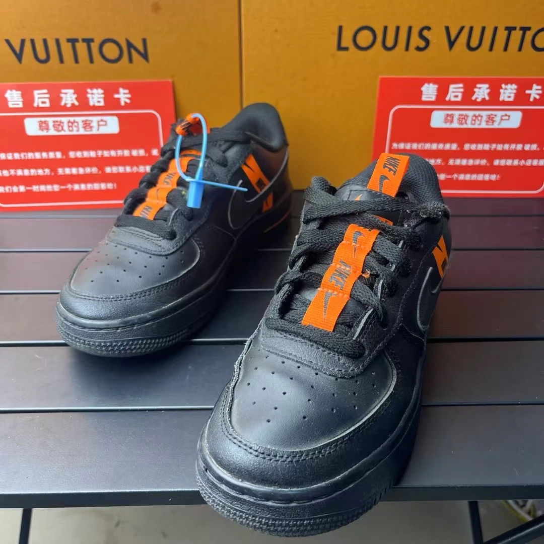 95新 maje 特价款杰/36.5码/AF1 黑橙