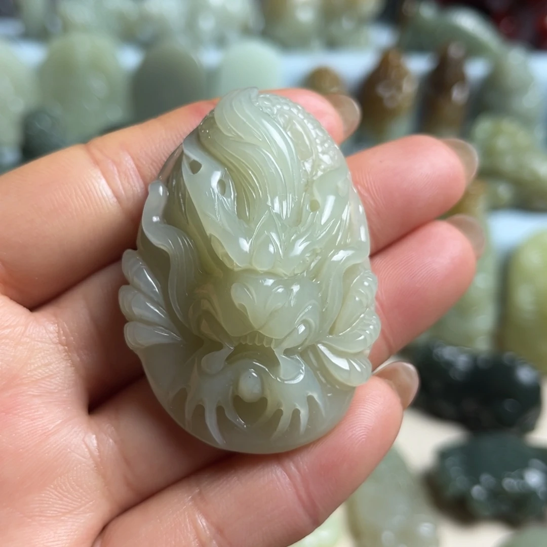 和田玉未镶嵌挂件