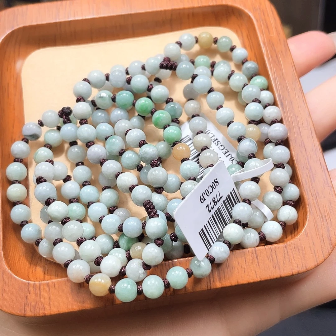 翡翠未镶嵌颈饰挂件