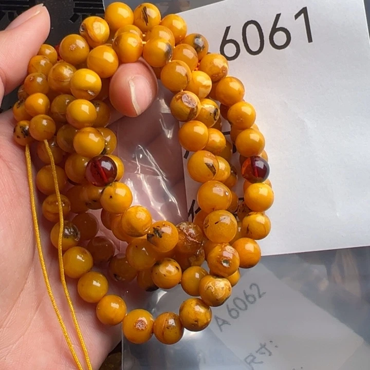 未镶嵌蜜蜡珠宝奇石