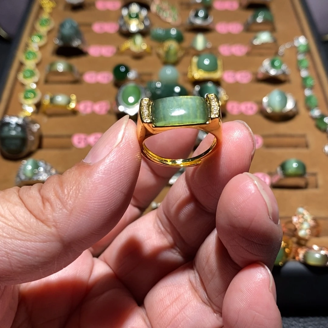 和田玉未镶嵌戒指