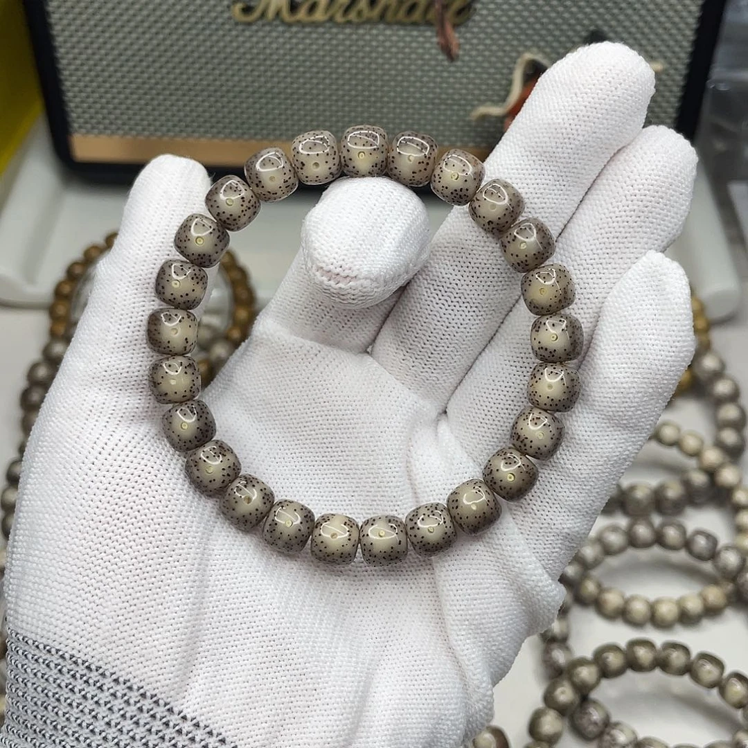 手串星月菩提9mm 灰冰糖大眼