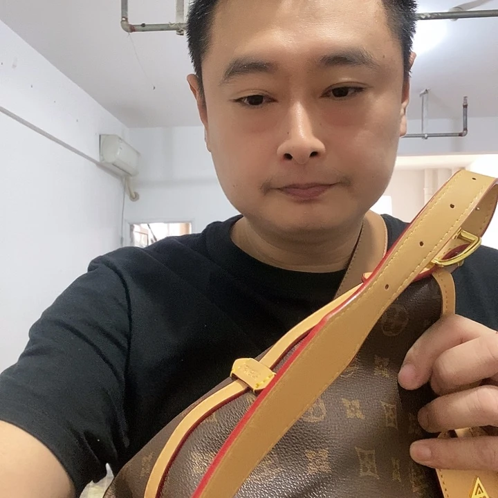 山羊皮（革）马皮（革）水牛皮（革）牛津布猪皮（革）羊皮（革）