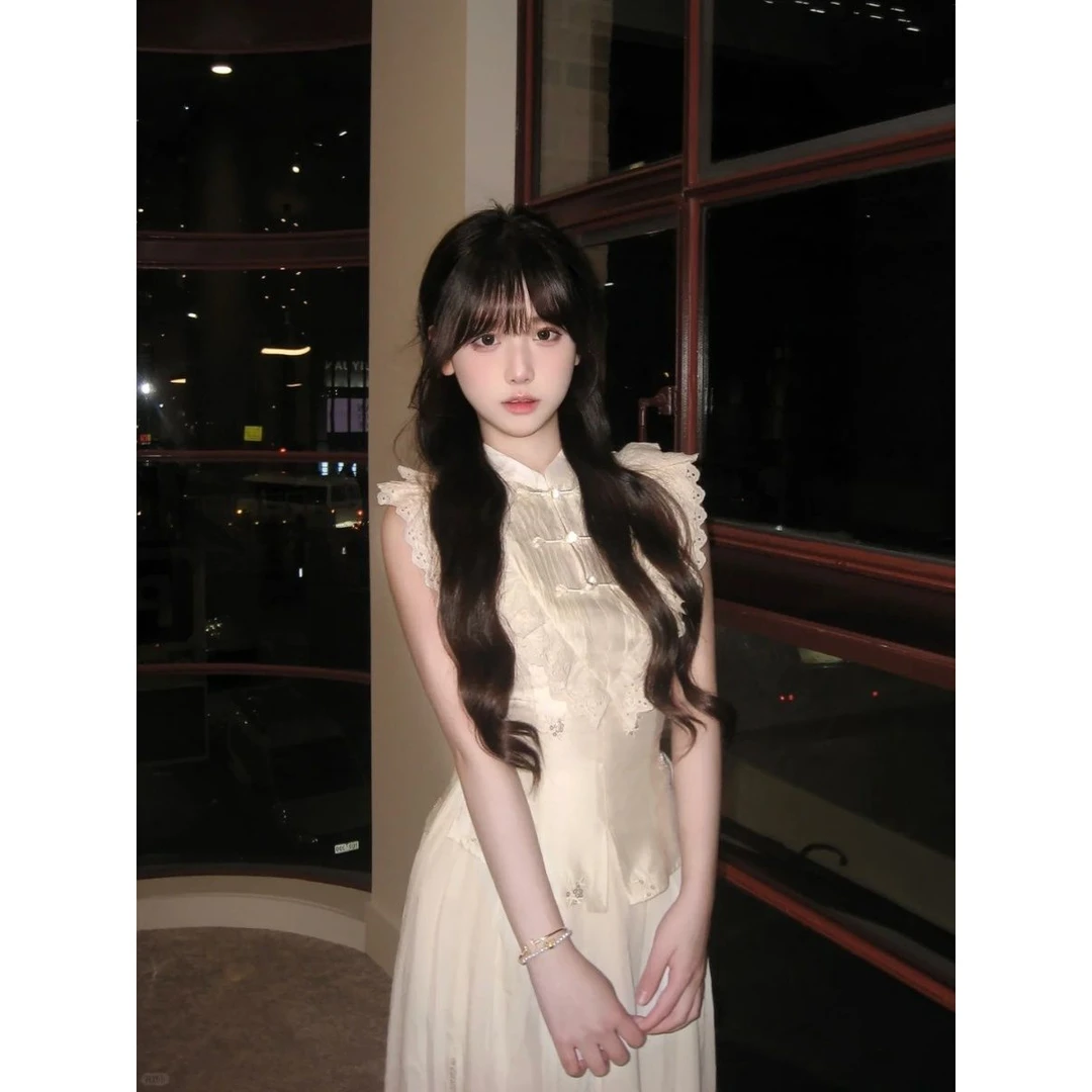 夏季设计感显瘦新中式国风蕾丝拼接盘扣刺绣上衣+开叉长裤套装女