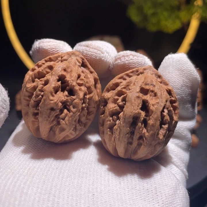 文玩核桃吊坠聚核财睿35