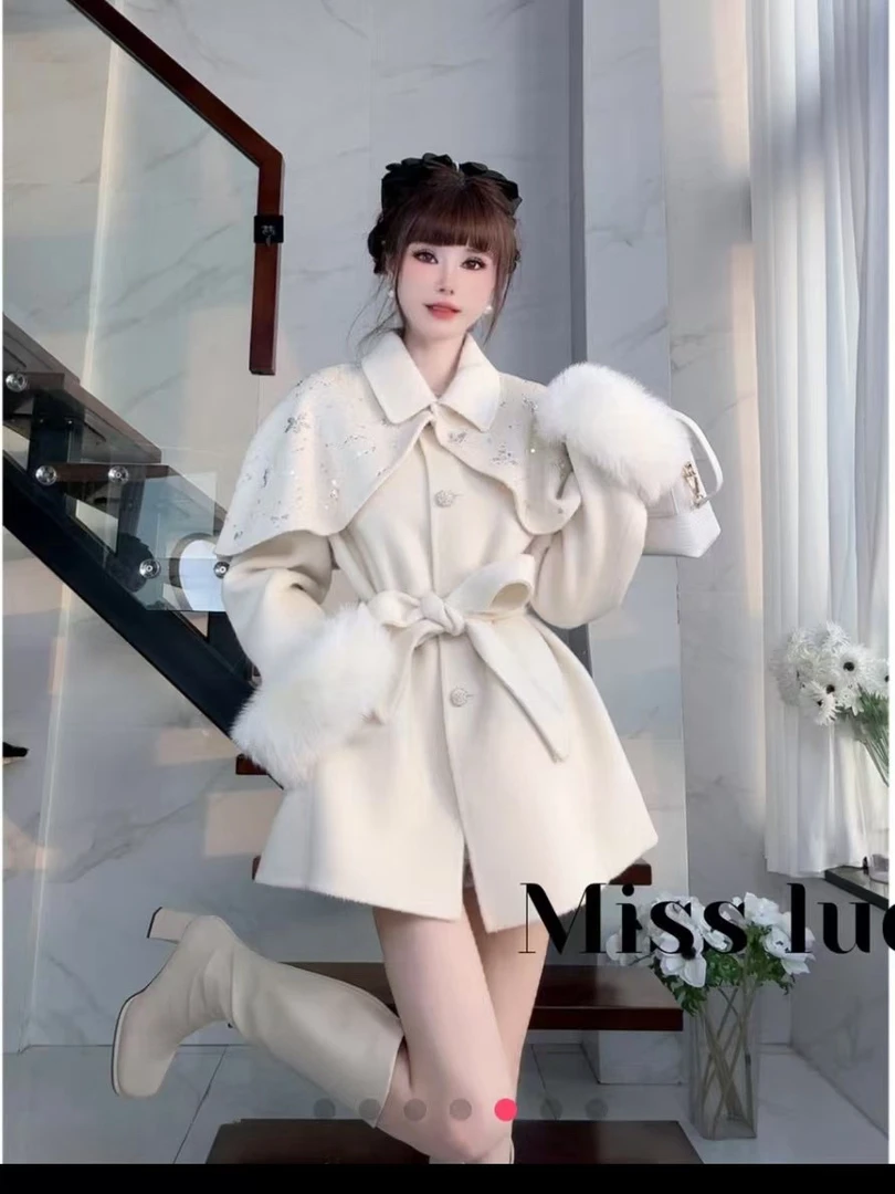 轻奢福利款羊毛大衣外套